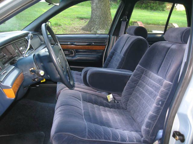 Mercury Grand Marquis 1992 photo 3