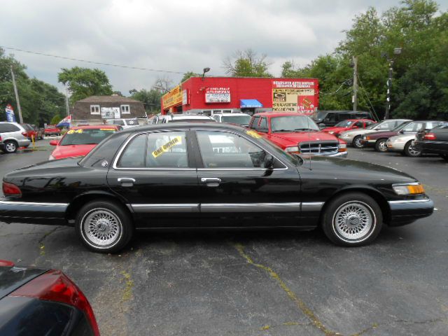 Mercury Grand Marquis 1994 photo 4