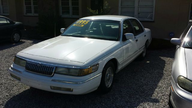 Mercury Grand Marquis 1994 photo 3