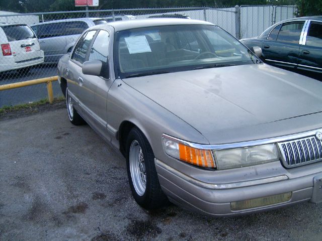 Mercury Grand Marquis 1994 photo 1