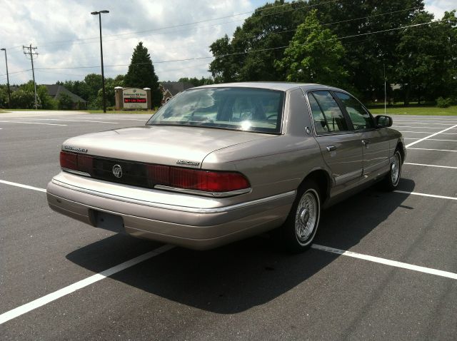 Mercury Grand Marquis Touring W/nav.sys Sedan