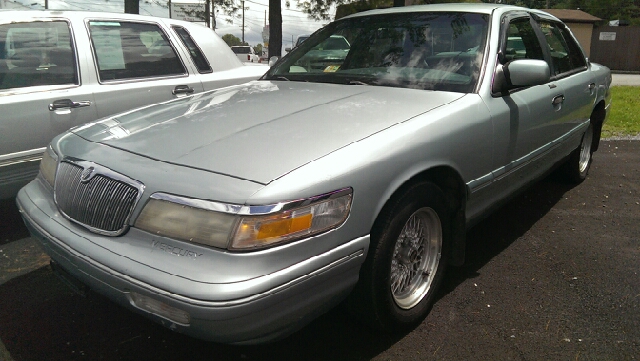 Mercury Grand Marquis 1995 photo 3