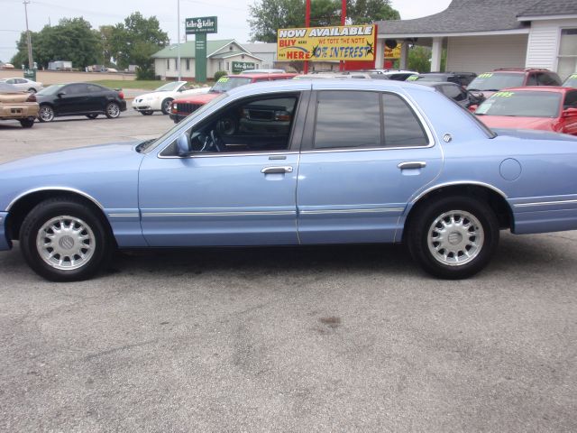 Mercury Grand Marquis 1995 photo 2