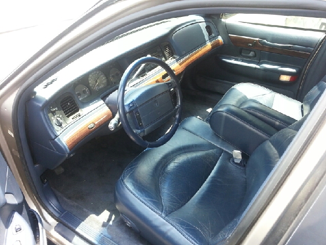 Mercury Grand Marquis Touring W/nav.sys Sedan