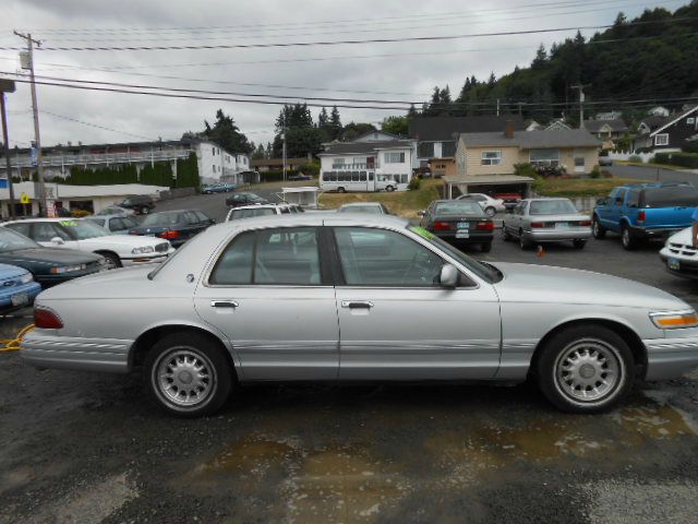 Mercury Grand Marquis 1995 photo 3
