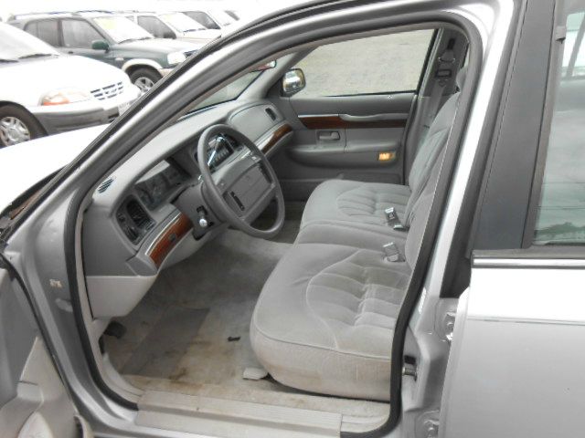 Mercury Grand Marquis 1995 photo 4