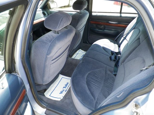 Mercury Grand Marquis 1995 photo 2