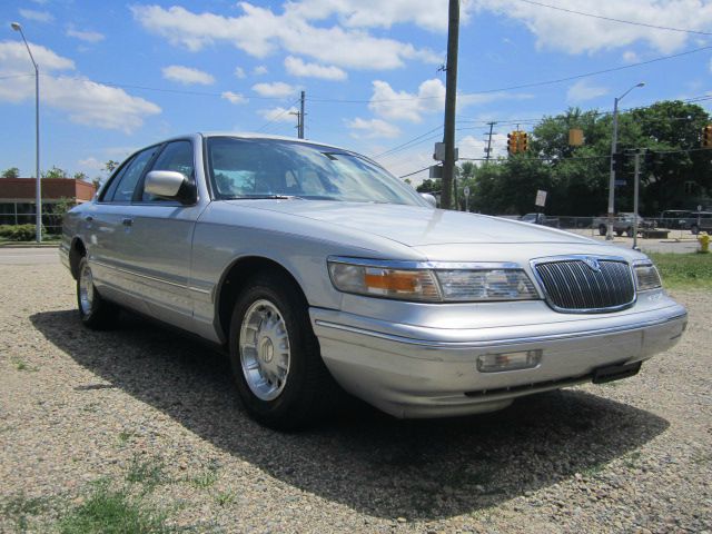 Mercury Grand Marquis 1995 photo 3