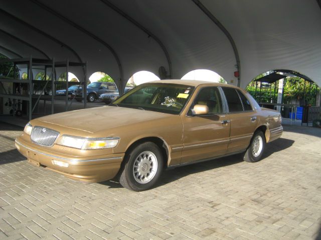 Mercury Grand Marquis Touring W/nav.sys Sedan