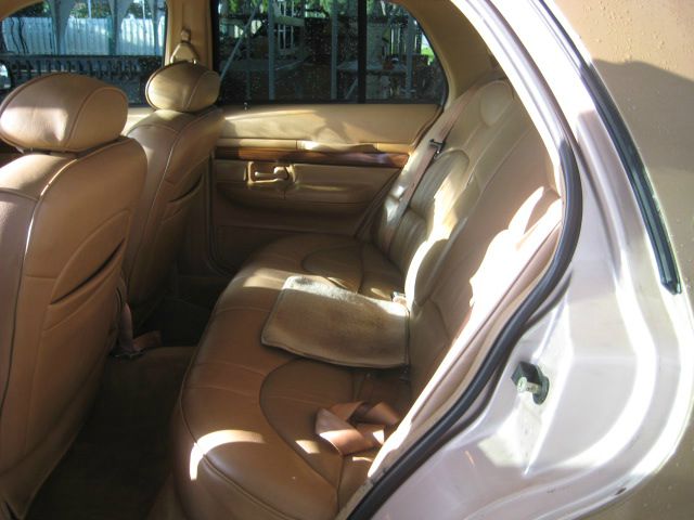 Mercury Grand Marquis 1996 photo 2