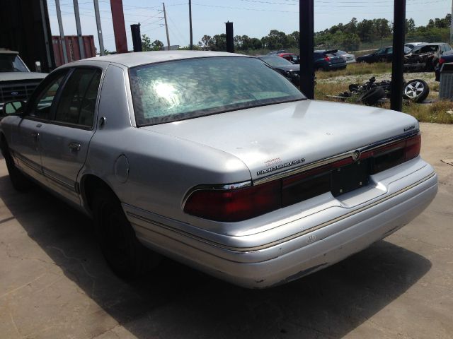 Mercury Grand Marquis 1996 photo 1