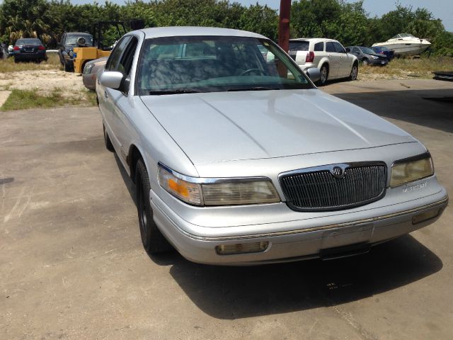 Mercury Grand Marquis 1996 photo 3
