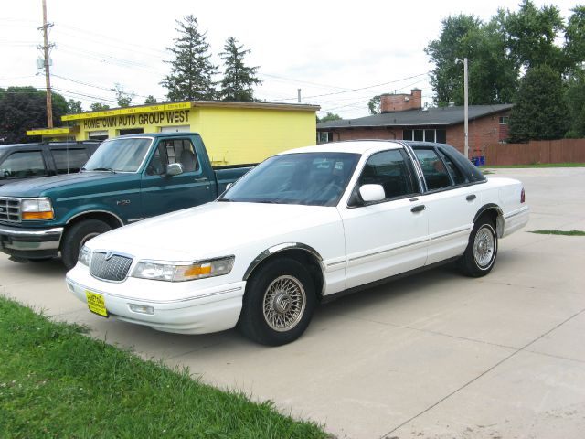 Mercury Grand Marquis 1996 photo 1