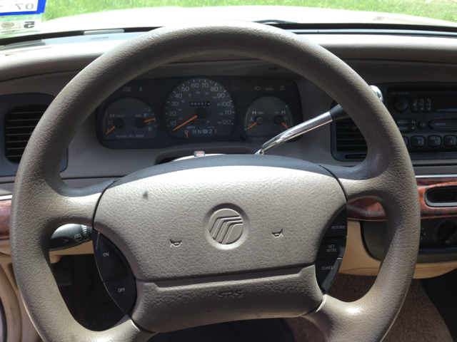 Mercury Grand Marquis 1997 photo 1