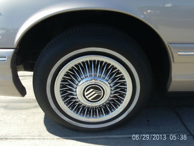 Mercury Grand Marquis 1997 photo 1