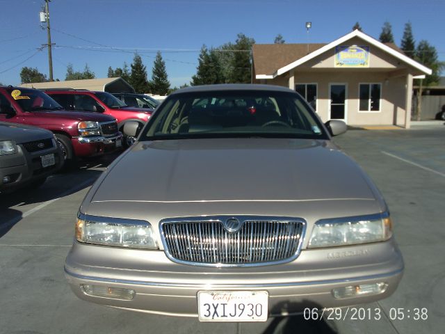 Mercury Grand Marquis 1997 photo 2