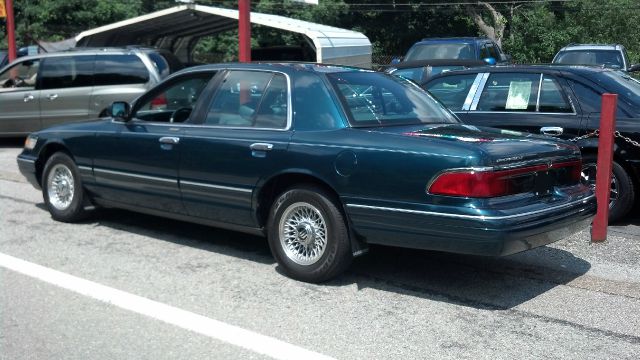 Mercury Grand Marquis 1997 photo 4