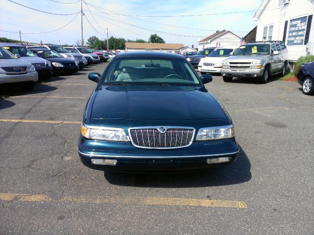 Mercury Grand Marquis 1997 photo 2