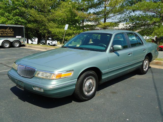 Mercury Grand Marquis 1997 photo 11
