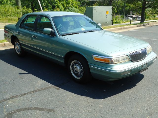 Mercury Grand Marquis 1997 photo 13