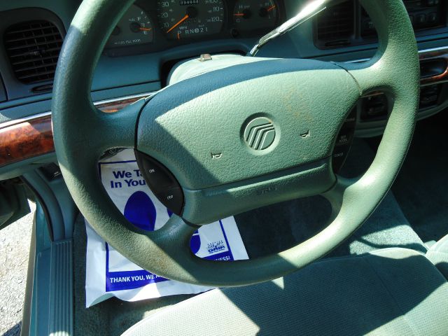 Mercury Grand Marquis 1997 photo 16