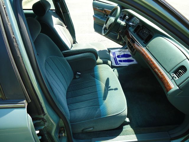 Mercury Grand Marquis 1997 photo 4