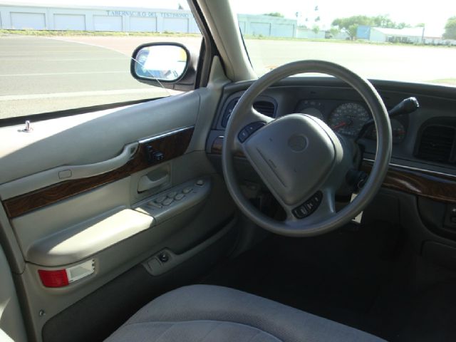 Mercury Grand Marquis 1998 photo 3