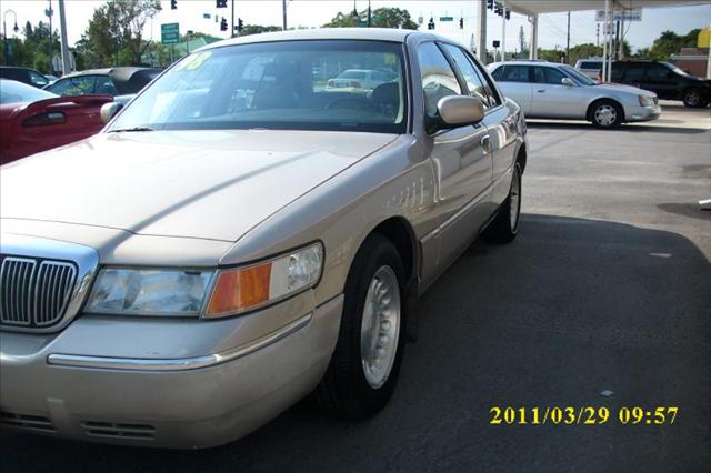 Mercury Grand Marquis 1998 photo 4
