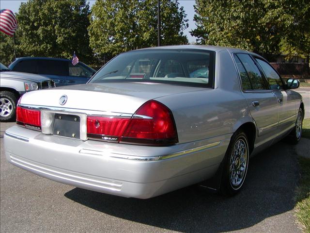 Mercury Grand Marquis 1998 photo 3