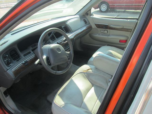 Mercury Grand Marquis 1998 photo 1