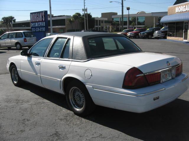 Mercury Grand Marquis 1998 photo 2