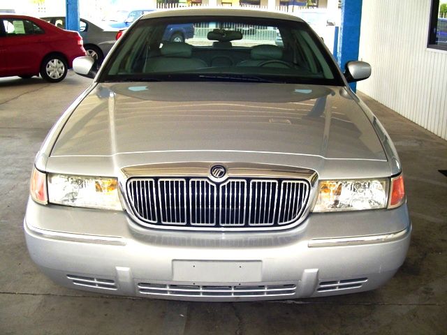 Mercury Grand Marquis 1998 photo 2