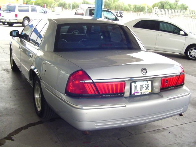 Mercury Grand Marquis 1998 photo 3