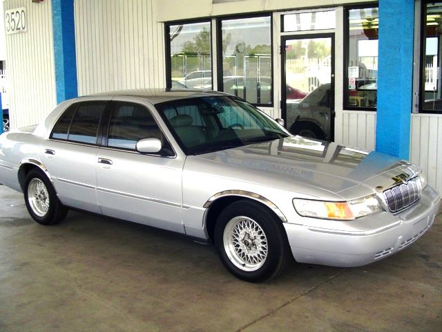 Mercury Grand Marquis 1998 photo 4