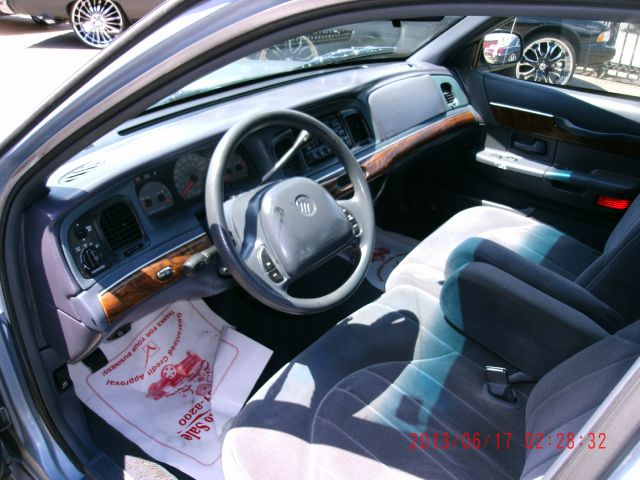 Mercury Grand Marquis 1999 photo 3