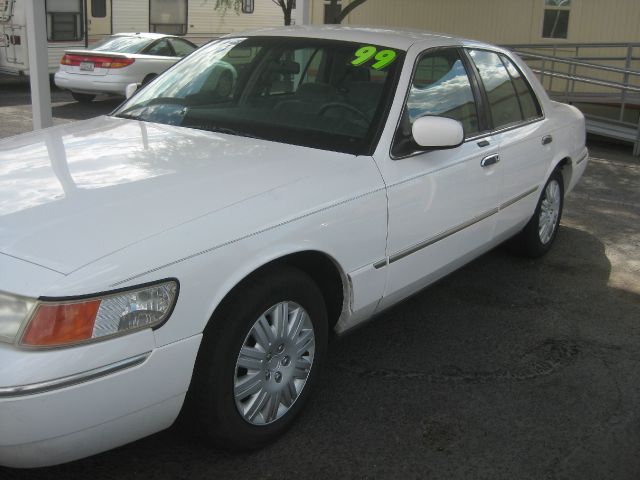 Mercury Grand Marquis 1999 photo 1