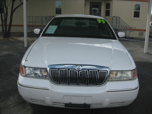 Mercury Grand Marquis 1999 photo 2