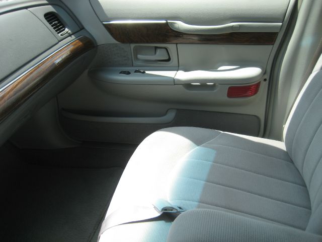 Mercury Grand Marquis 1999 photo 2