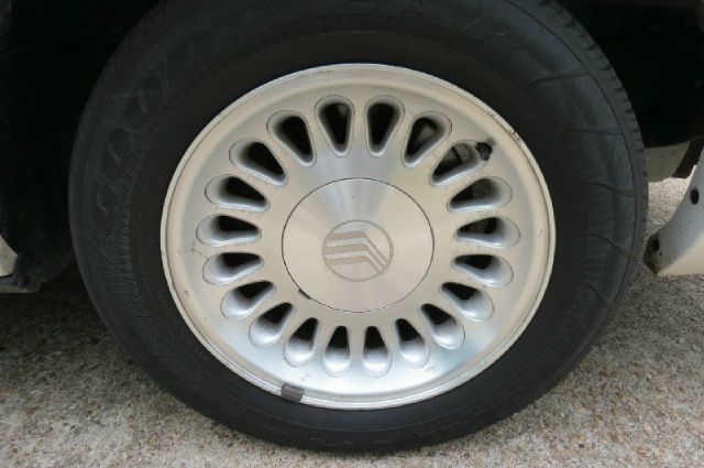 Mercury Grand Marquis 1999 photo 16