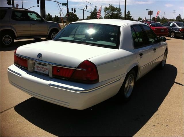 Mercury Grand Marquis 1999 photo 4