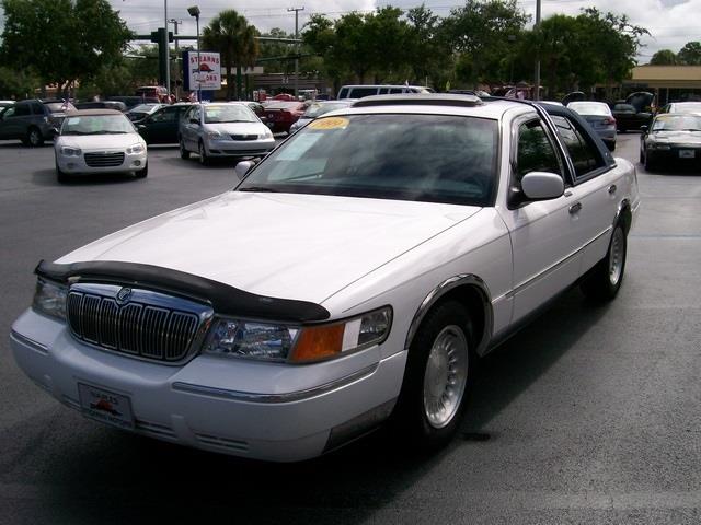 Mercury Grand Marquis Touring W/nav.sys Sedan
