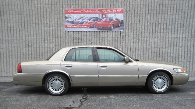 Mercury Grand Marquis 1999 photo 2