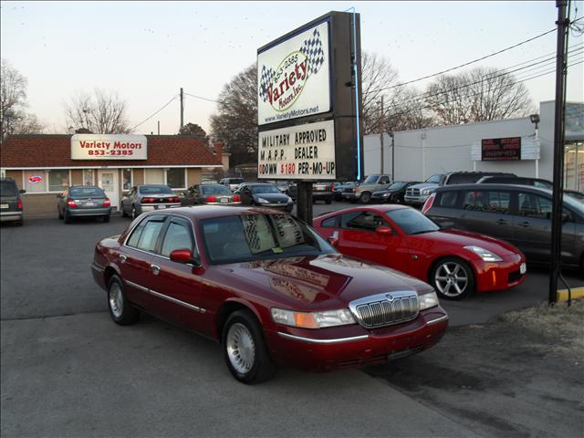 Mercury Grand Marquis 2000 photo 1