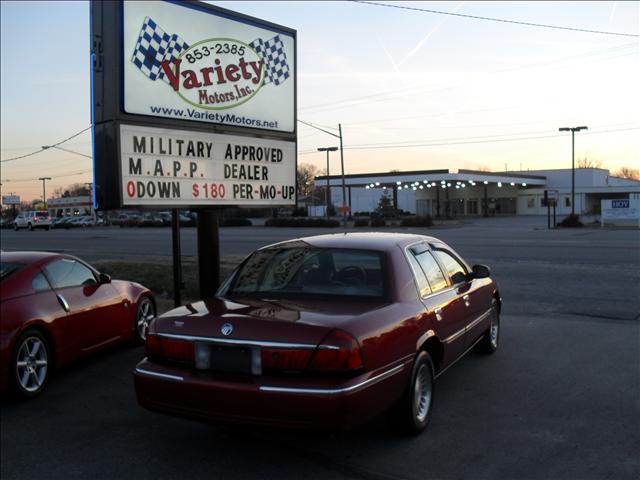 Mercury Grand Marquis 2000 photo 2