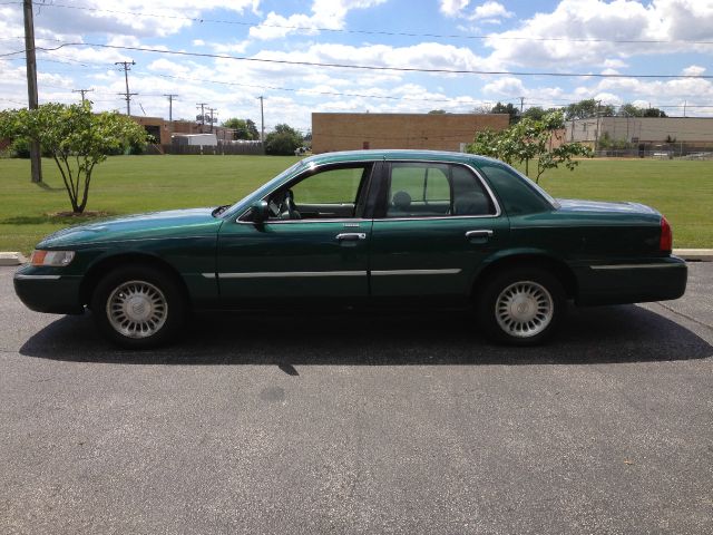 Mercury Grand Marquis 2000 photo 4