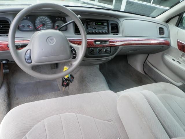 Mercury Grand Marquis 2000 photo 4