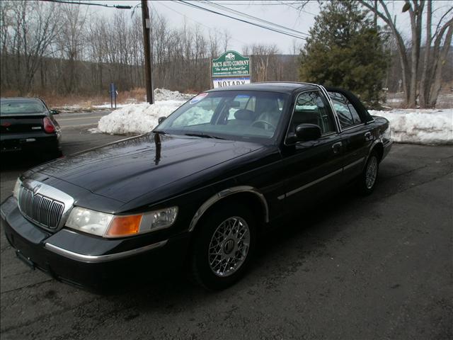 Mercury Grand Marquis 2000 photo 1