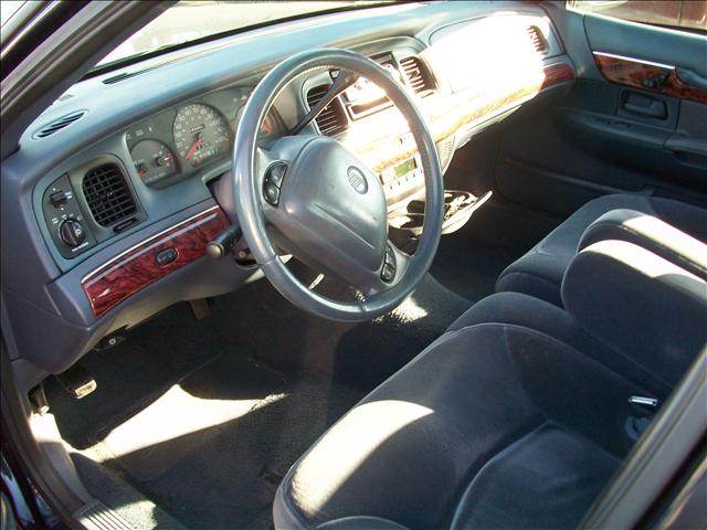 Mercury Grand Marquis 2000 photo 1