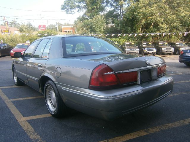 Mercury Grand Marquis 2000 photo 4