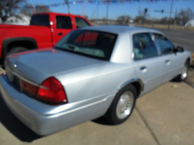 Mercury Grand Marquis 2000 photo 3
